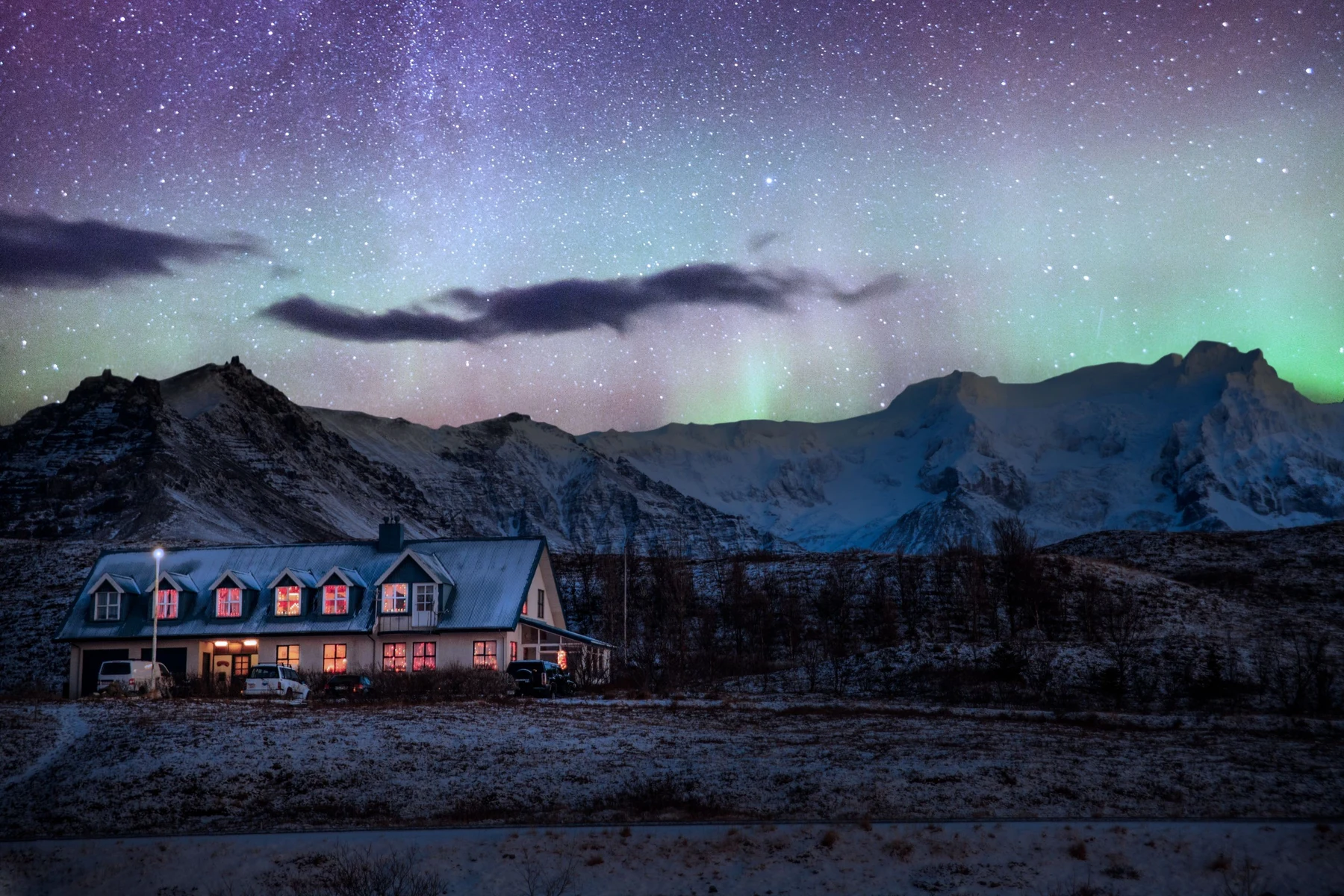 arctic cabin wallpaper